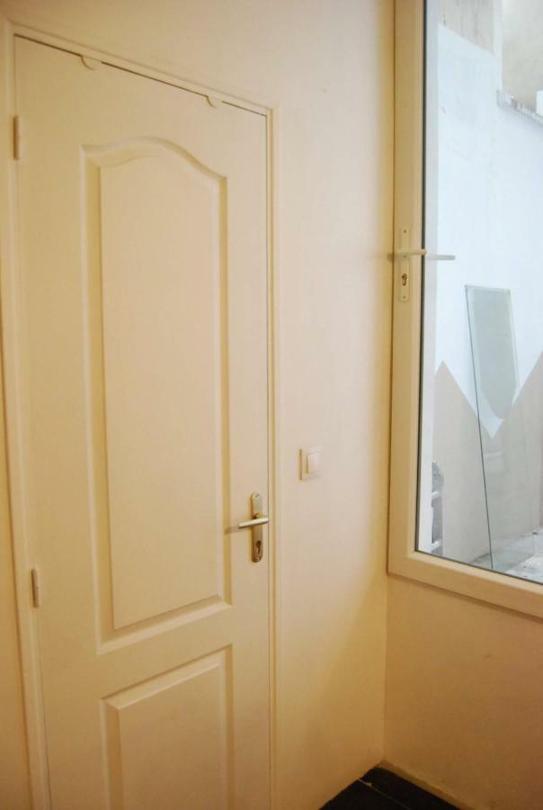 20m² District Of Batignolles Parigi